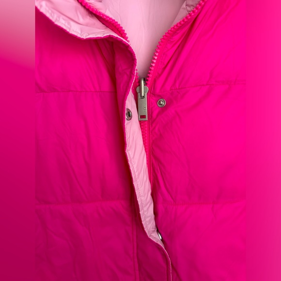 NWOT- Ugg Sydnee Fully Reversible Puffer Vest in Pink/Light Pink med - Picture 5 of 10